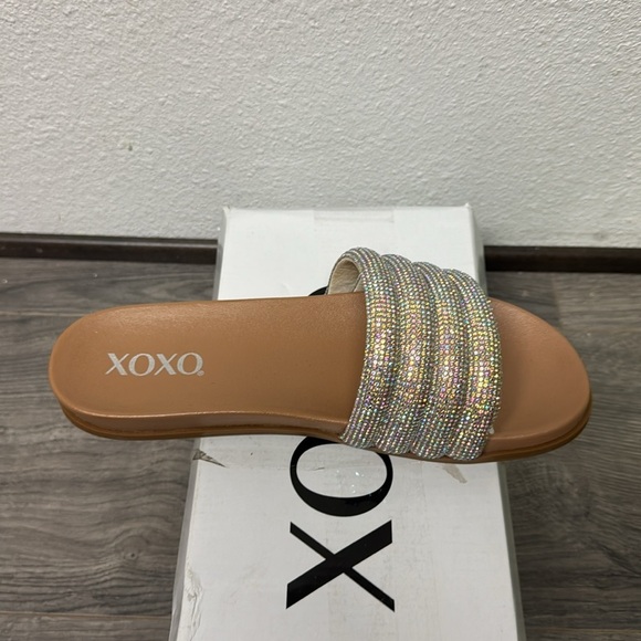 Elegant Tan and Silver Women's Slide Sandals Rhinestone sandals XOXO - Picture 5 of 6
